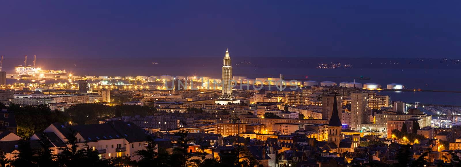Panorama of Le Havre by benkrut
