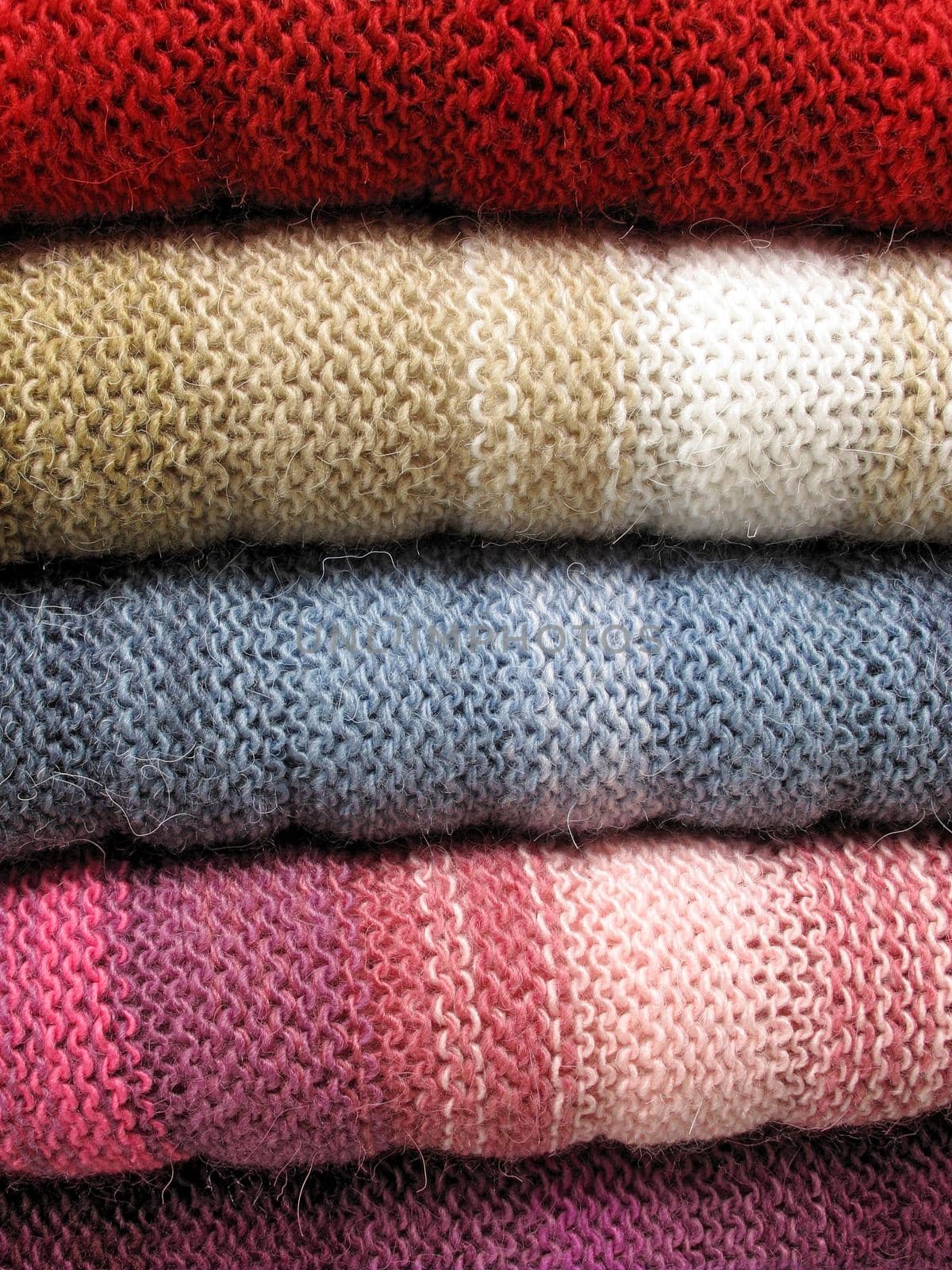Peruvian hand made woolen fabric by aroas