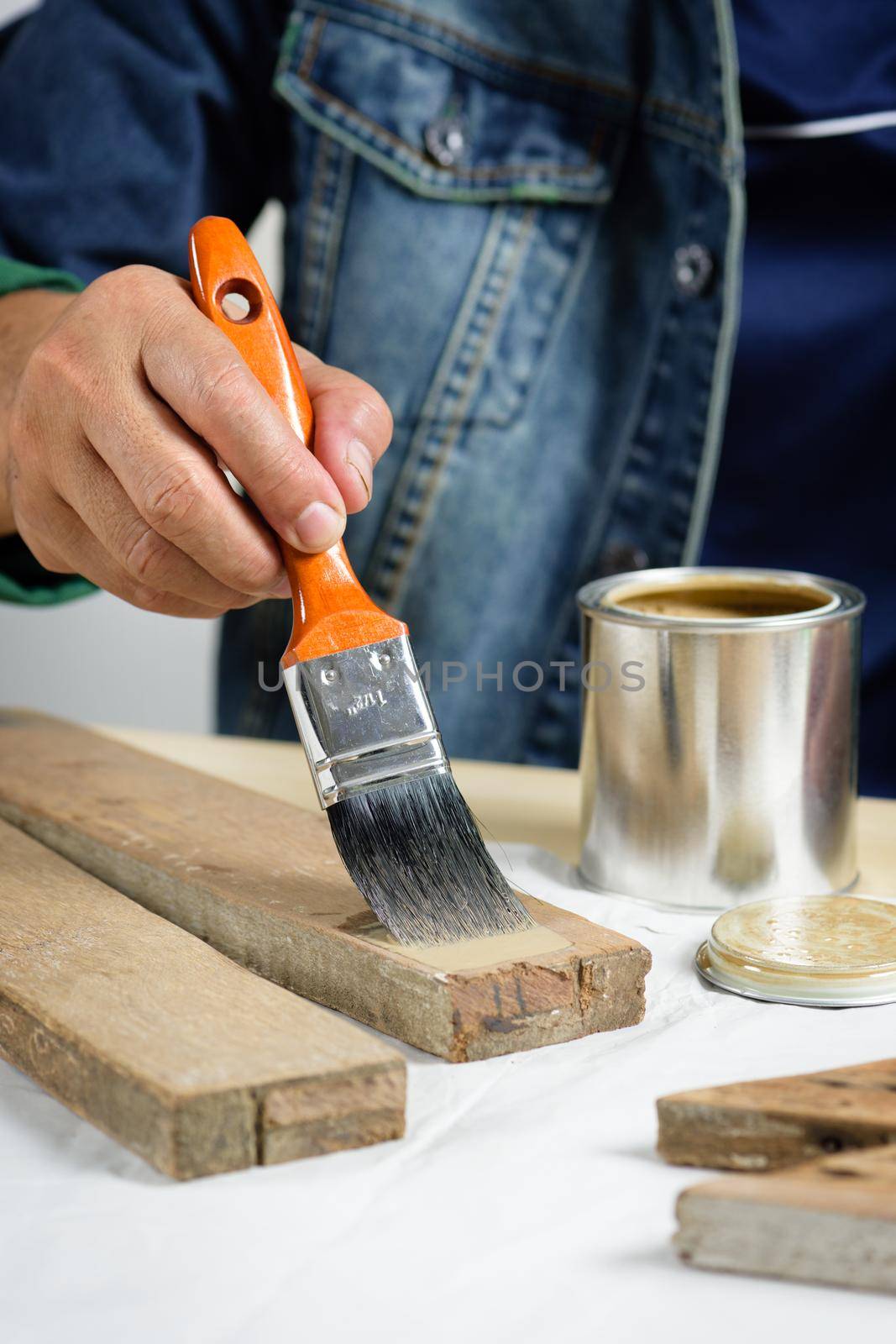 painting the wood plank by norgal