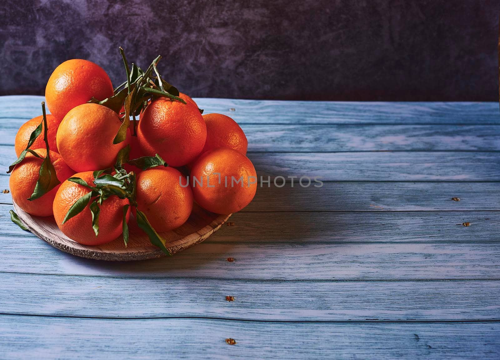 Plate full of various oranges by raul_ruiz
