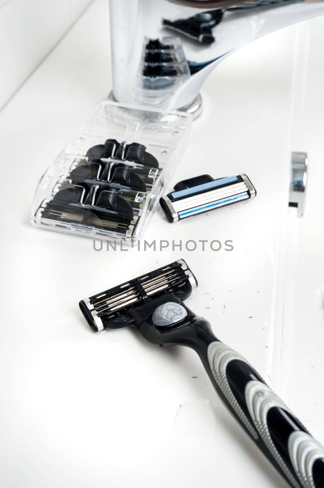 multiple blade razor by norgal