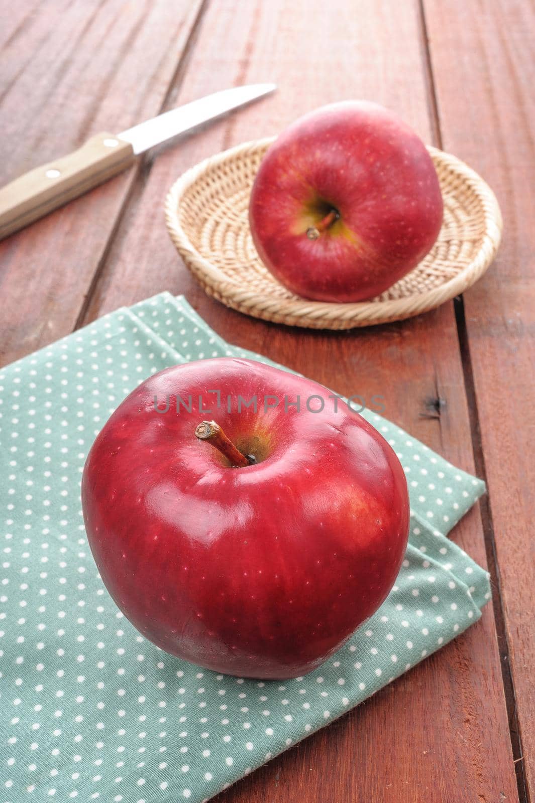 closeup fresh ripe red apples