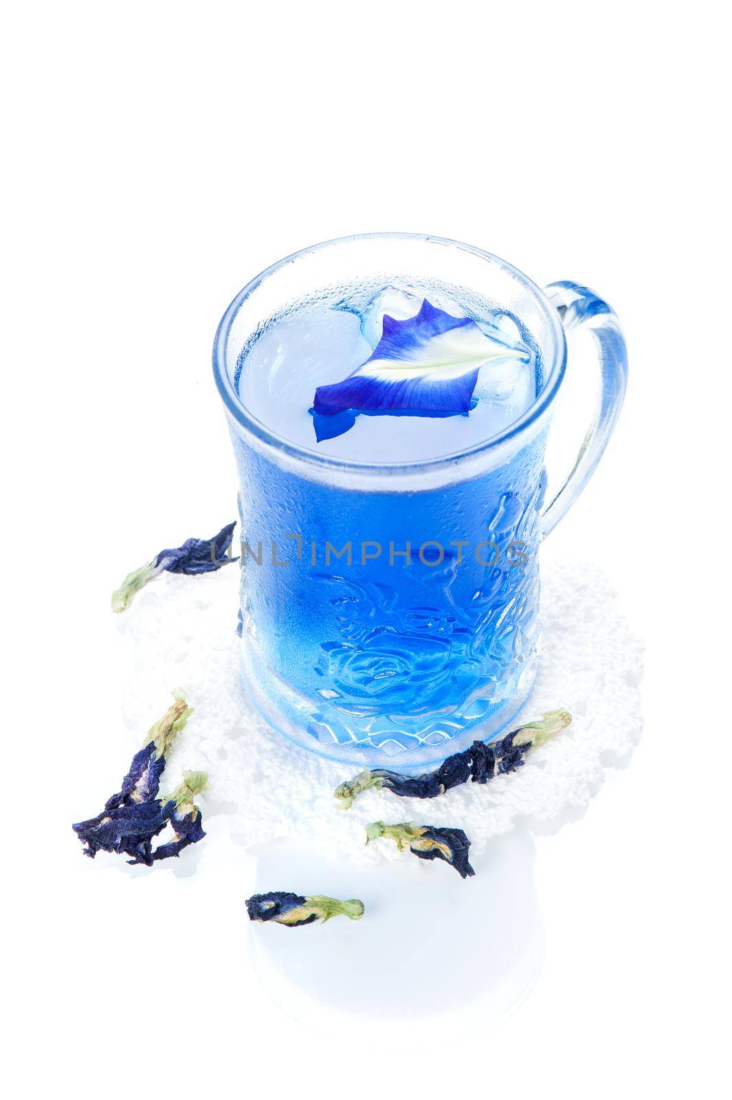 butterfly pea flower drink, herbal tea
