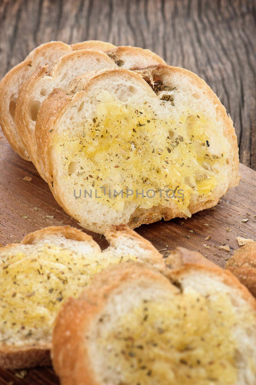 garlic bread by norgal