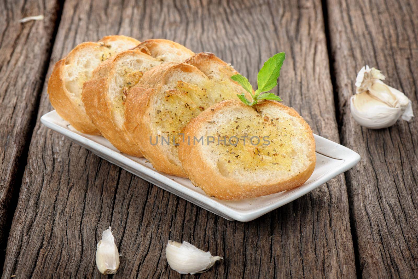 garlic bread by norgal