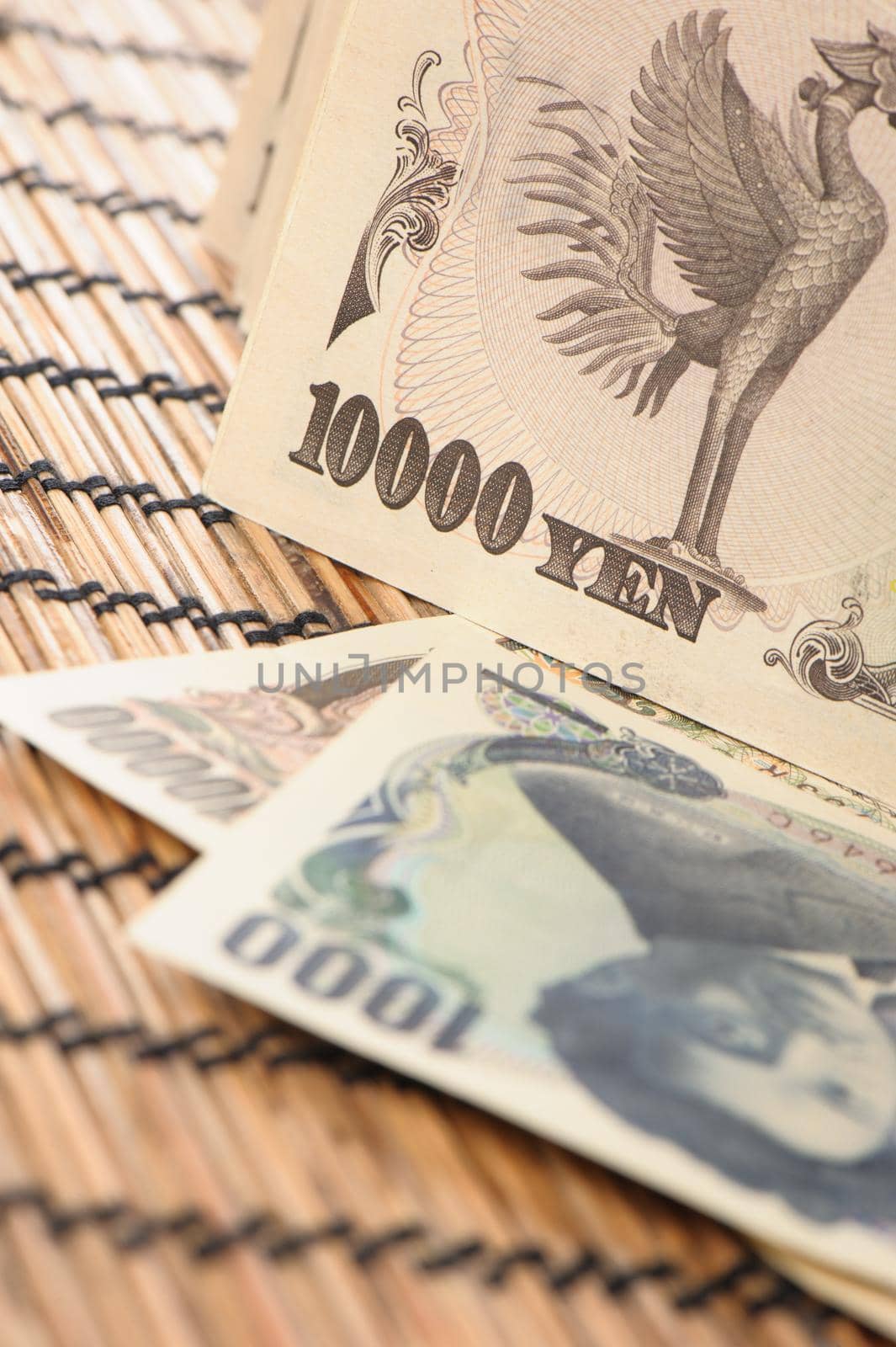 Japanese Yen by norgal
