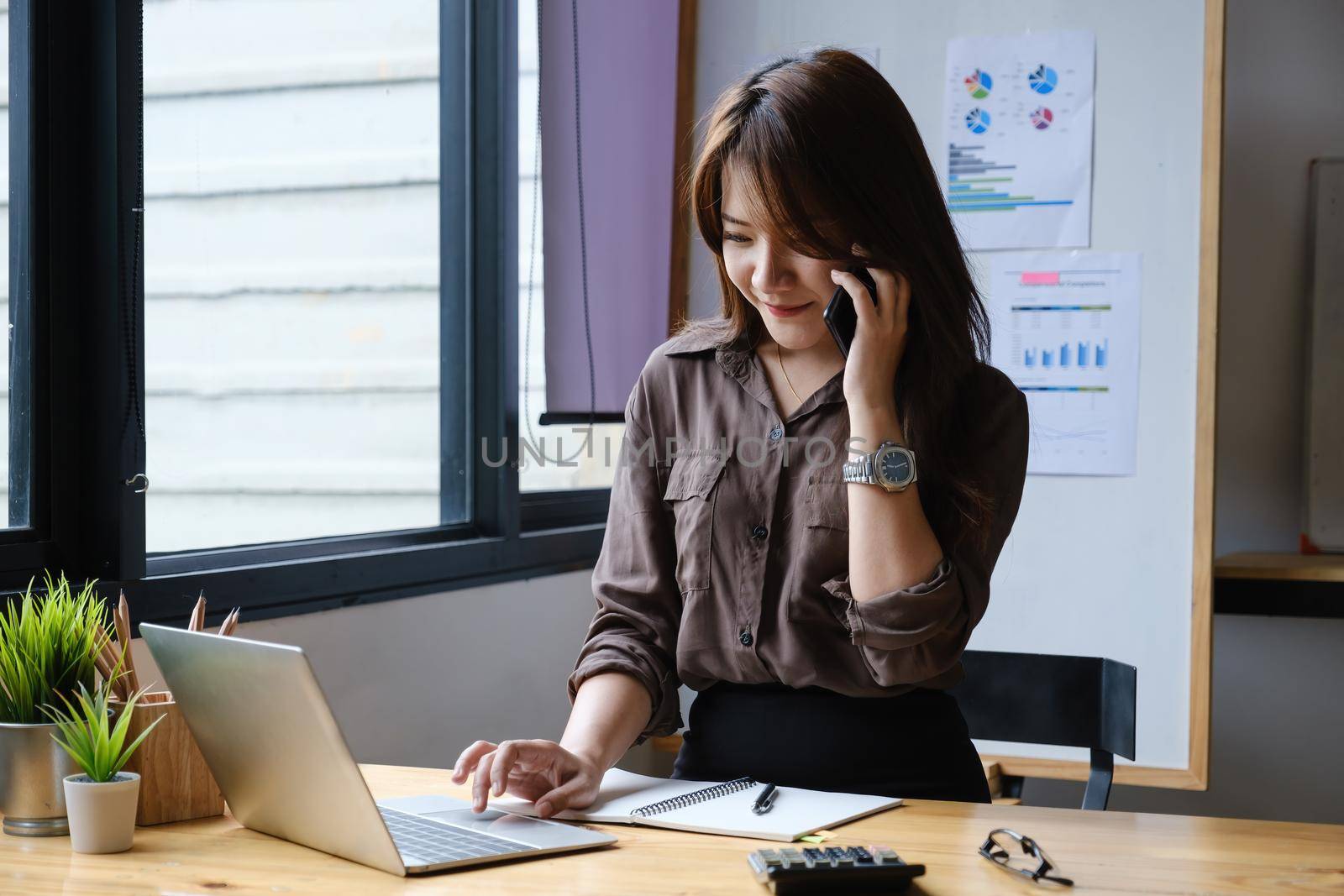 Business woman or bank manager talking with client and recommend to client about saving, fund, investment