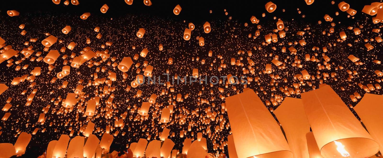 Sky lanterns in Chiang Mai ,Thailand . The most beautiful Thai traditional Yi Peng (Loi Krathong) festival by toa55