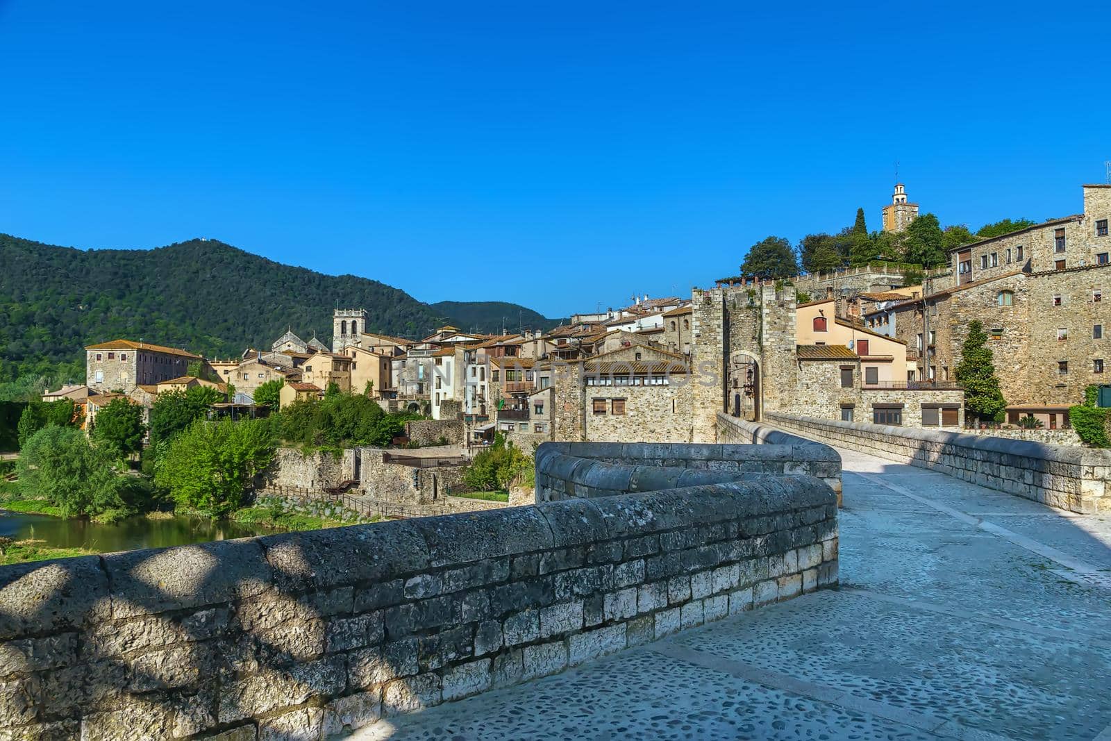 View of Besalu from 12th-century Romanesque bridge, Spain