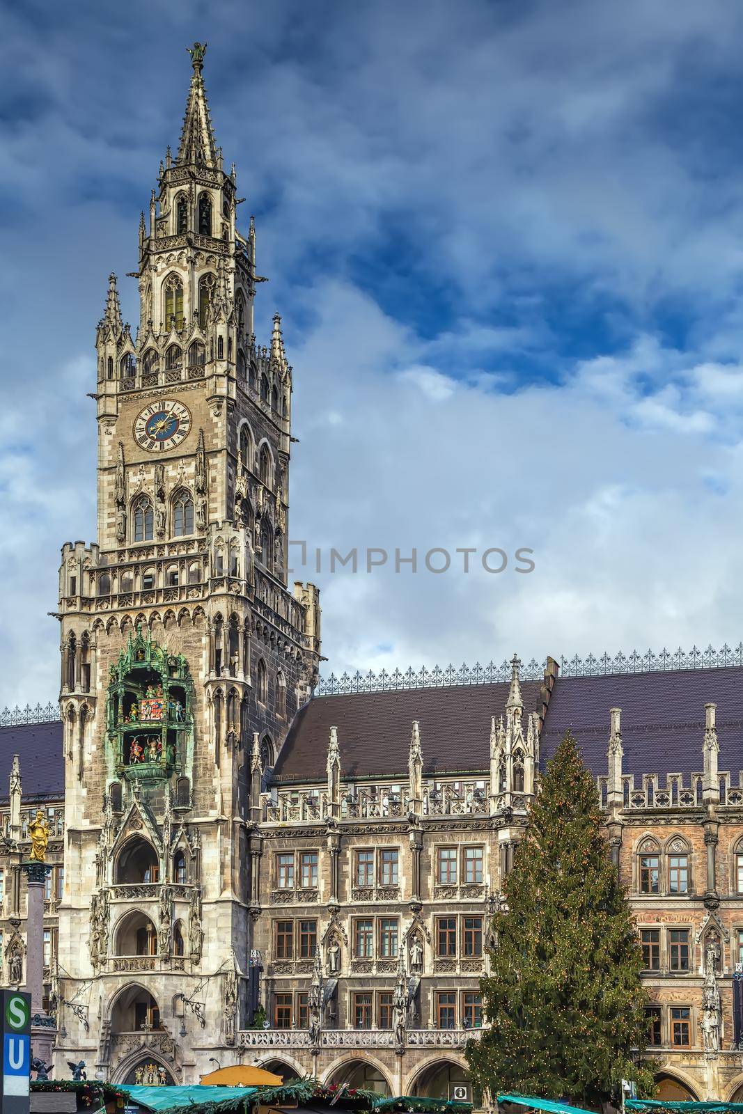 New Town Hall is a town hall at the northern part of Marienplatz in Munich, Bavaria, Germany. 