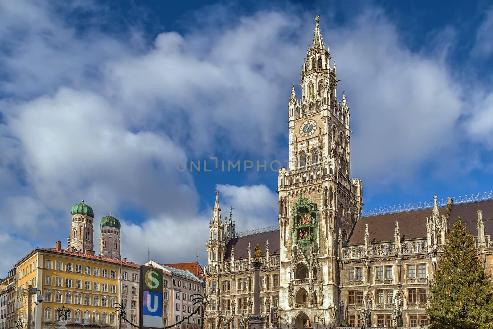 New Town Hall, Munich, Germany by borisb17