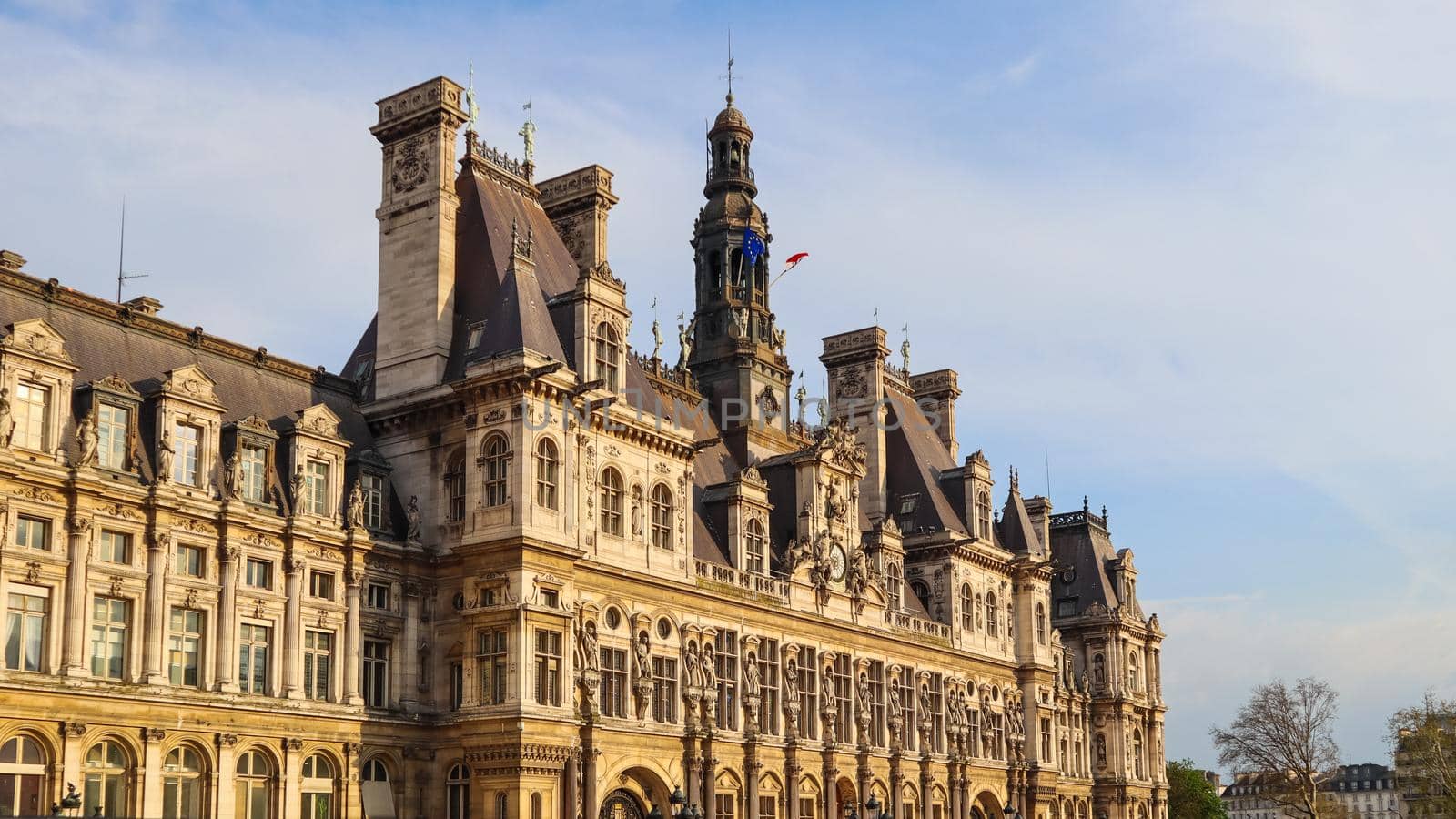 Hotel de Ville at sunset. The Municipality of Paris France. April 2019