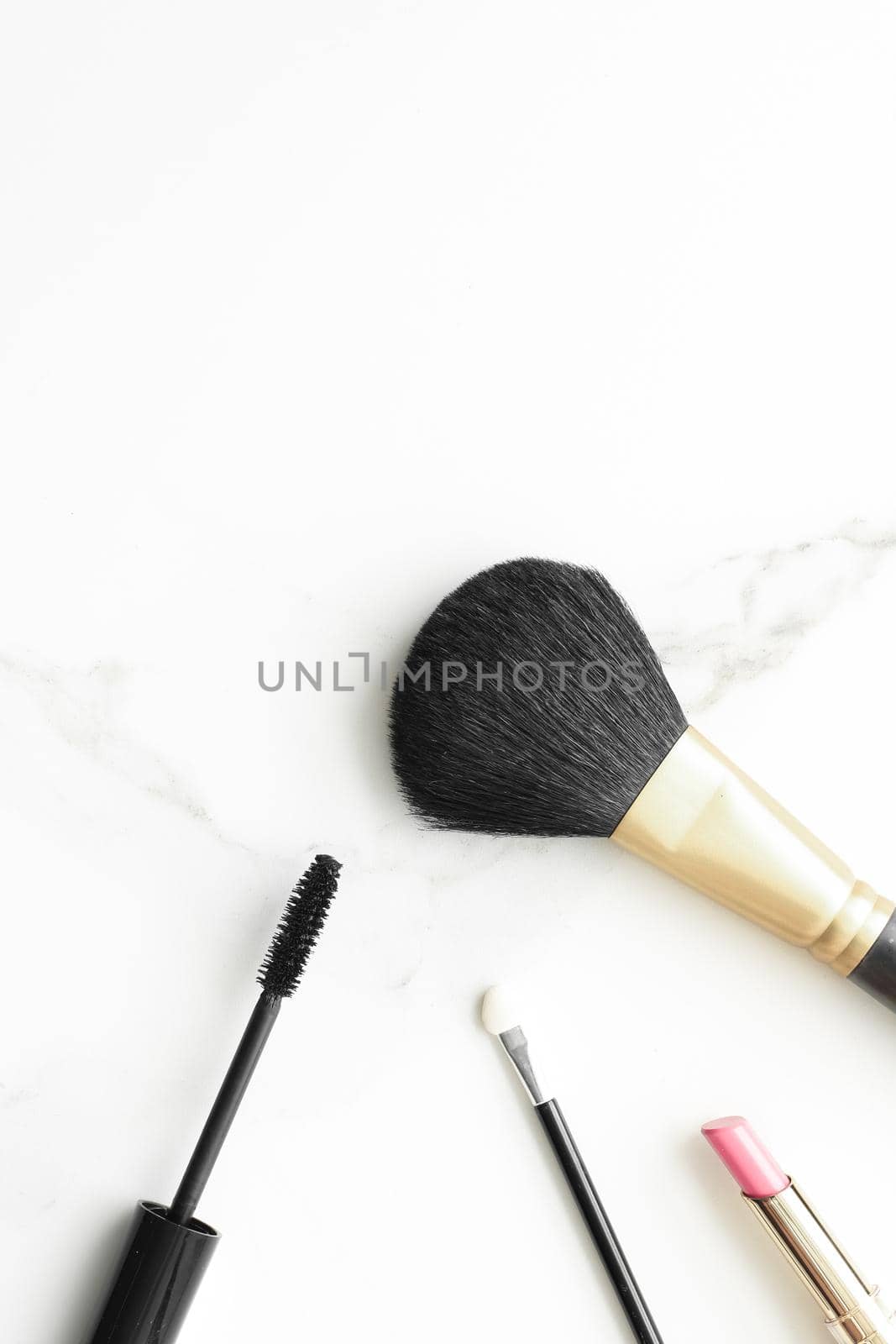 Make-up and cosmetics products on marble, flatlay background - modern feminine lifestyle, beauty blog and fashion inspiration concept