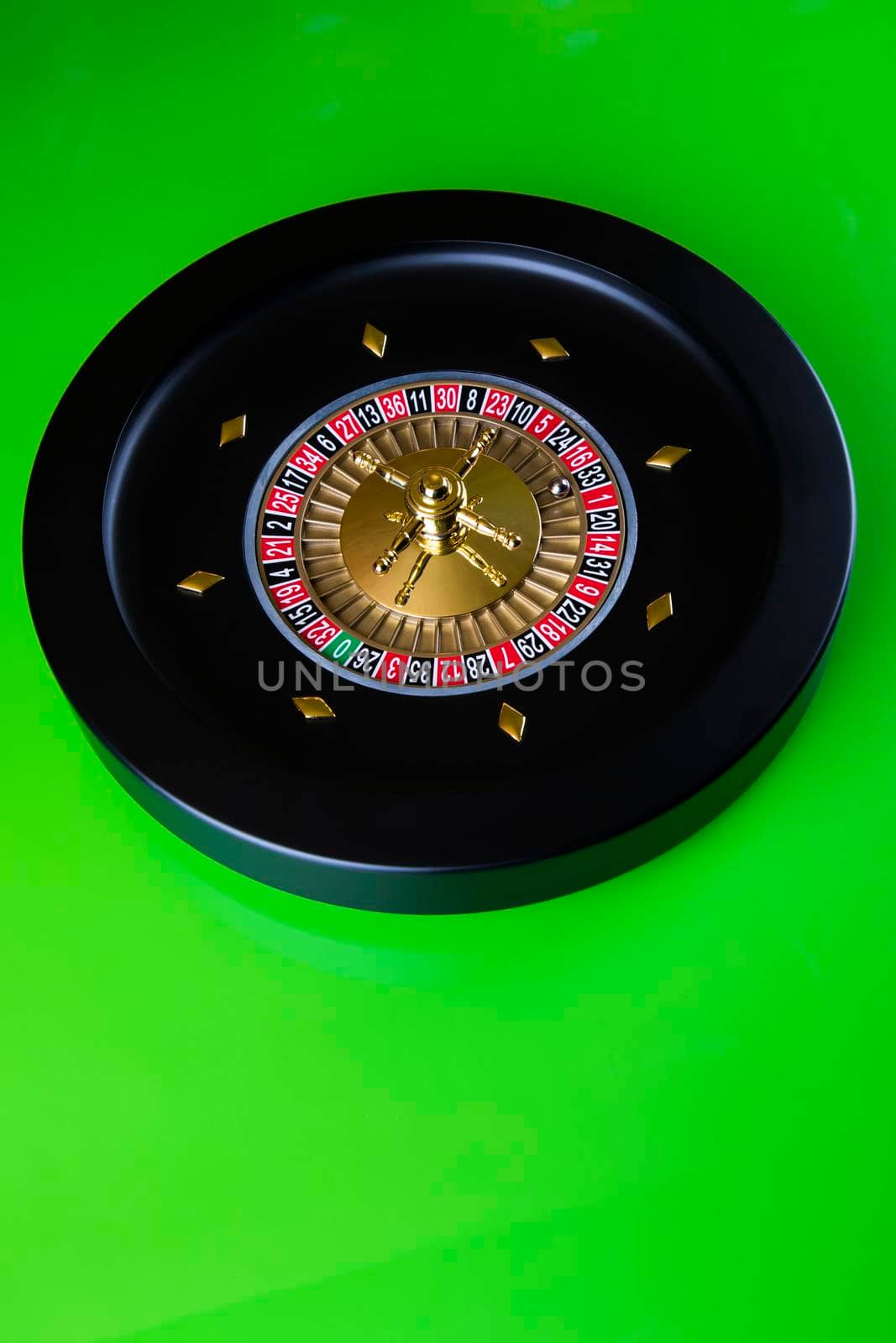 Classic casino roulette wheel by JanPietruszka