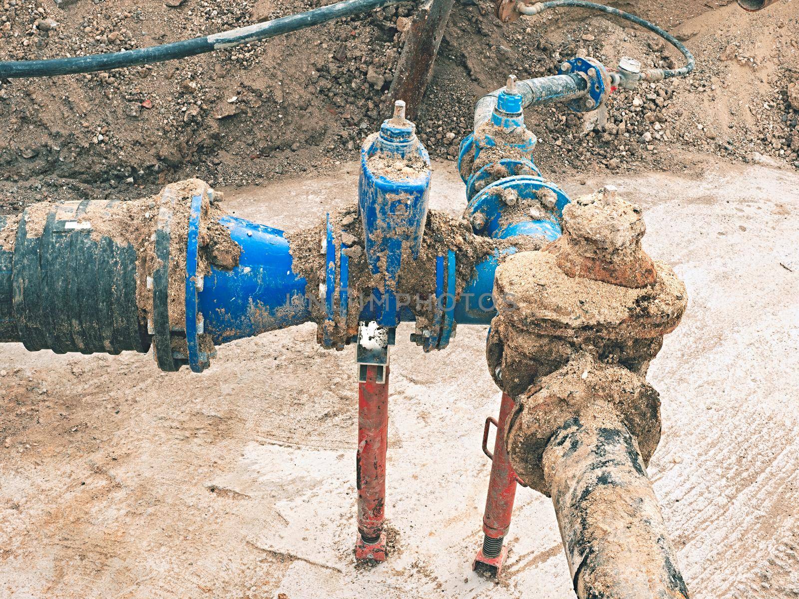 Maintenance of drinking water supply system for suburbs. Gate valve replacement o by rdonar2