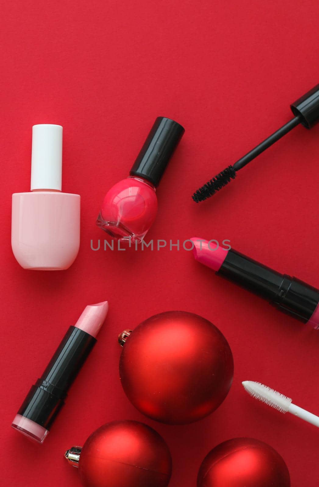 Cosmetic branding, fashion blog cover and girly glamour concept - Make-up and cosmetics product set for beauty brand Christmas sale promotion, luxury red flatlay background as holiday design