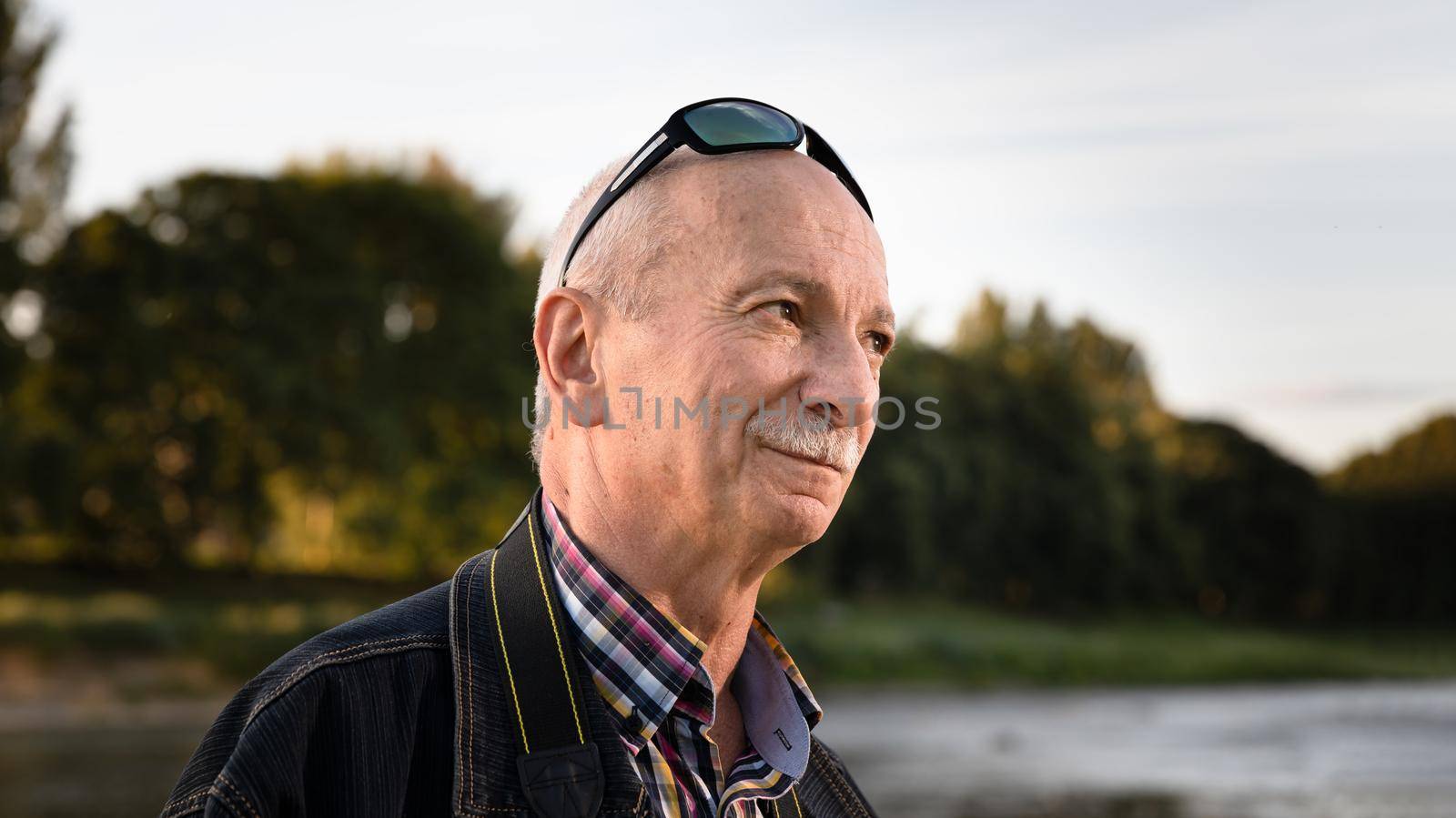 Portrait of an old man by palinchak