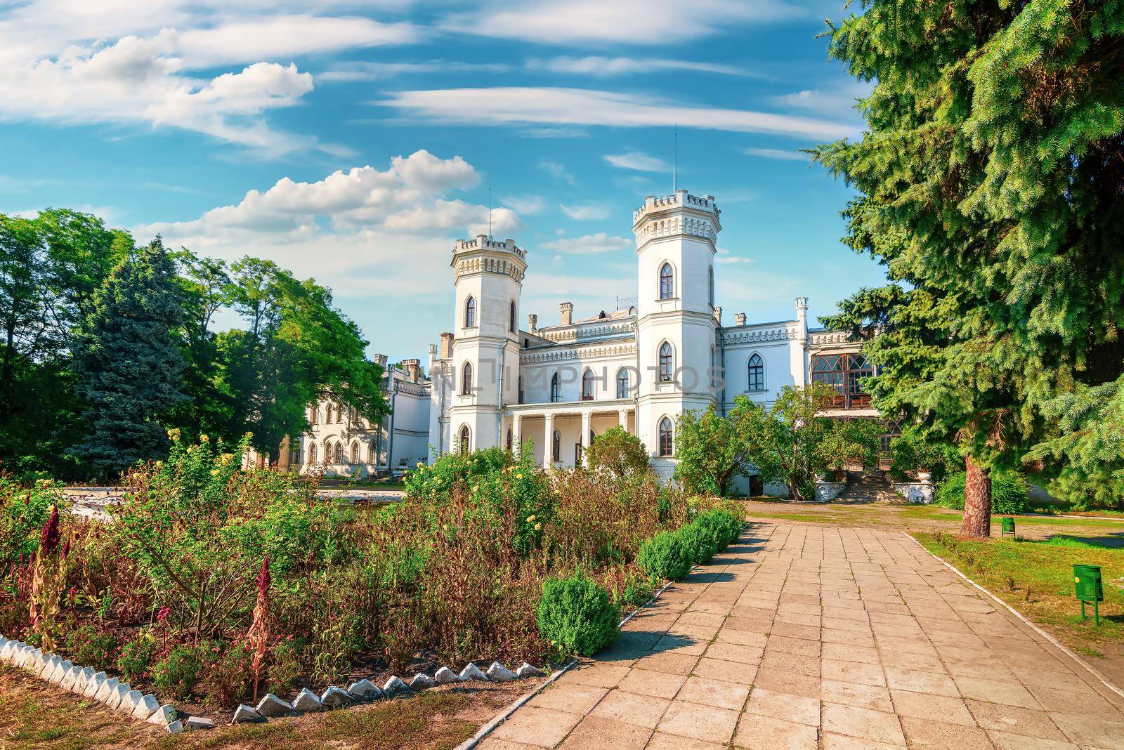Beautiful view of Sharovsky Castle building in amazing green park