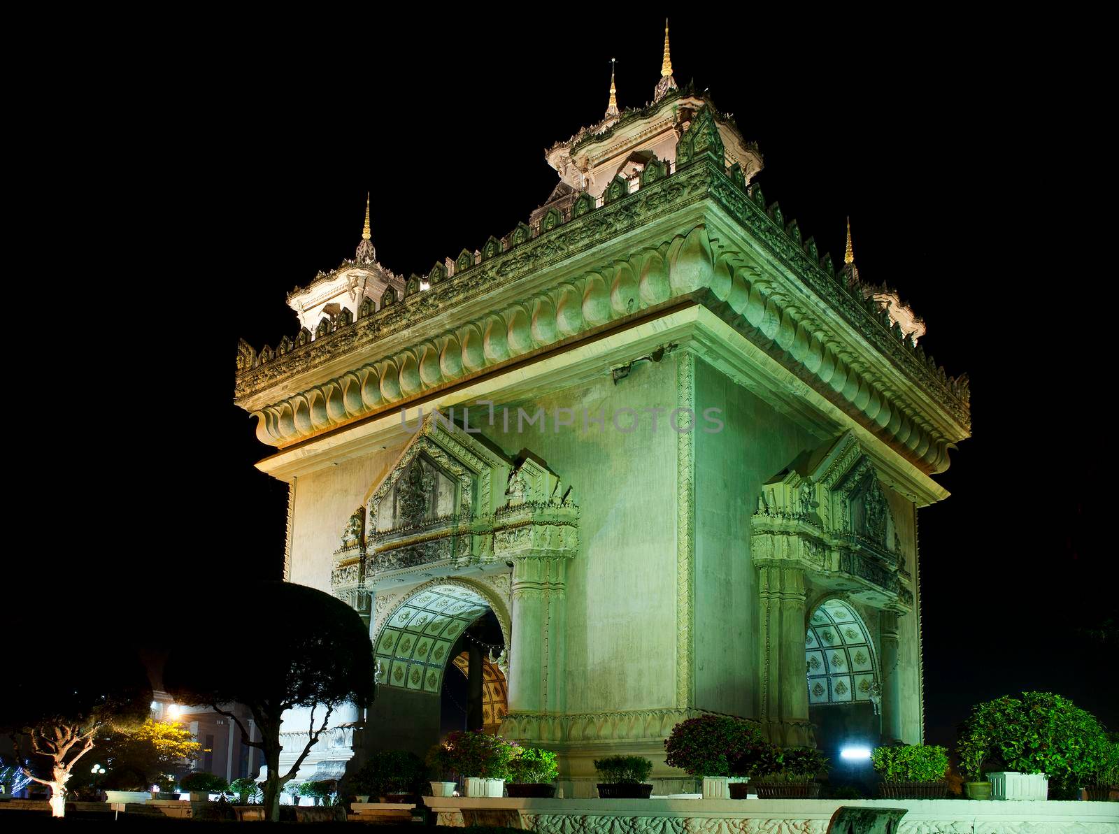 patuxai arch landmark in vientiane city laos at night  by jackmalipan