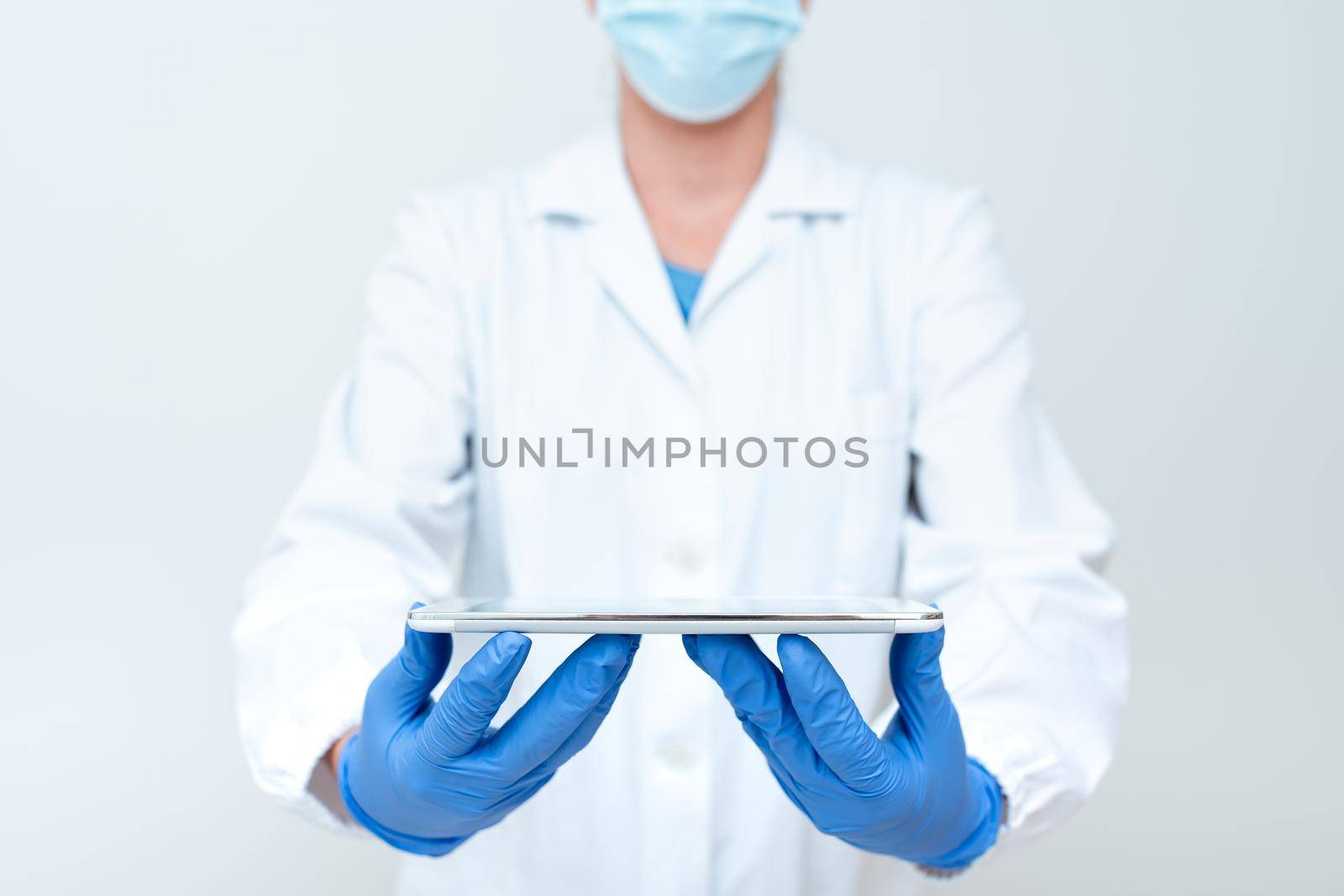 Demonstrating Medical Techology Presenting New Scientific Discovery