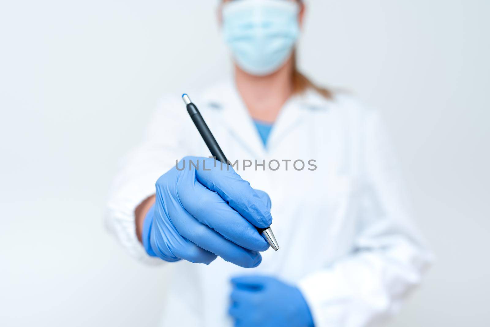 Demonstrating Medical Ideas Presenting New Scientific Discovery