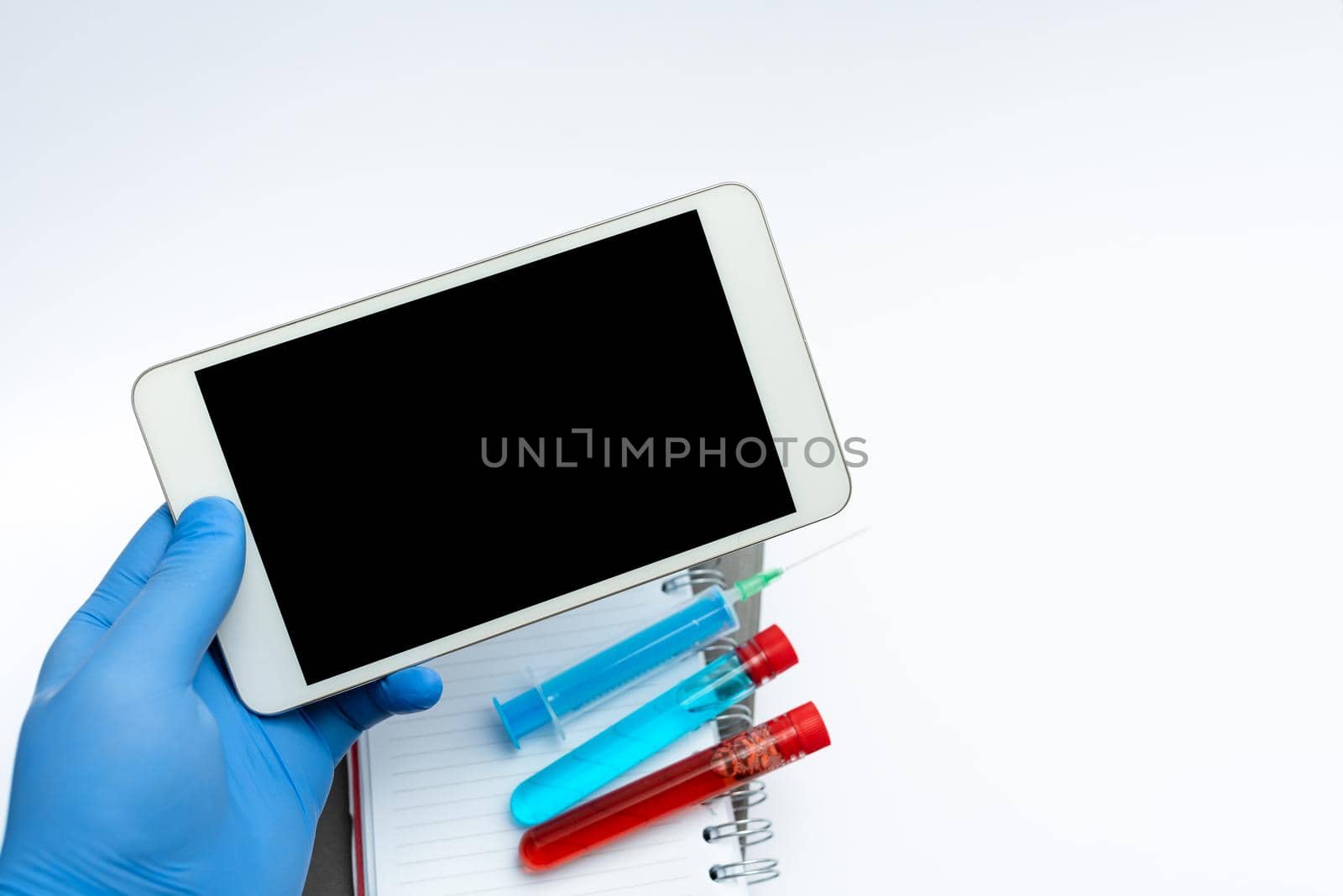 Advance Medical Technology Laboratory Testing New Virus Medicine