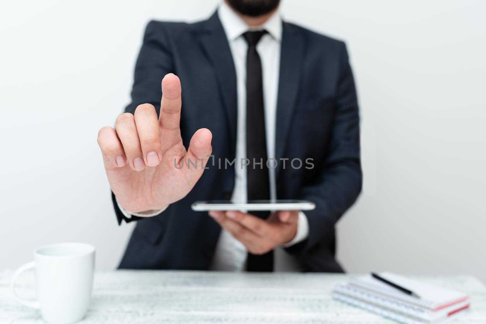 Presenting Communication Technology Smartphone Voice And Video Calling