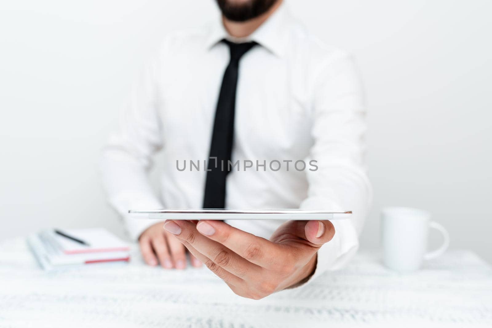 Presenting Communication Technology Smartphone Voice And Video Calling