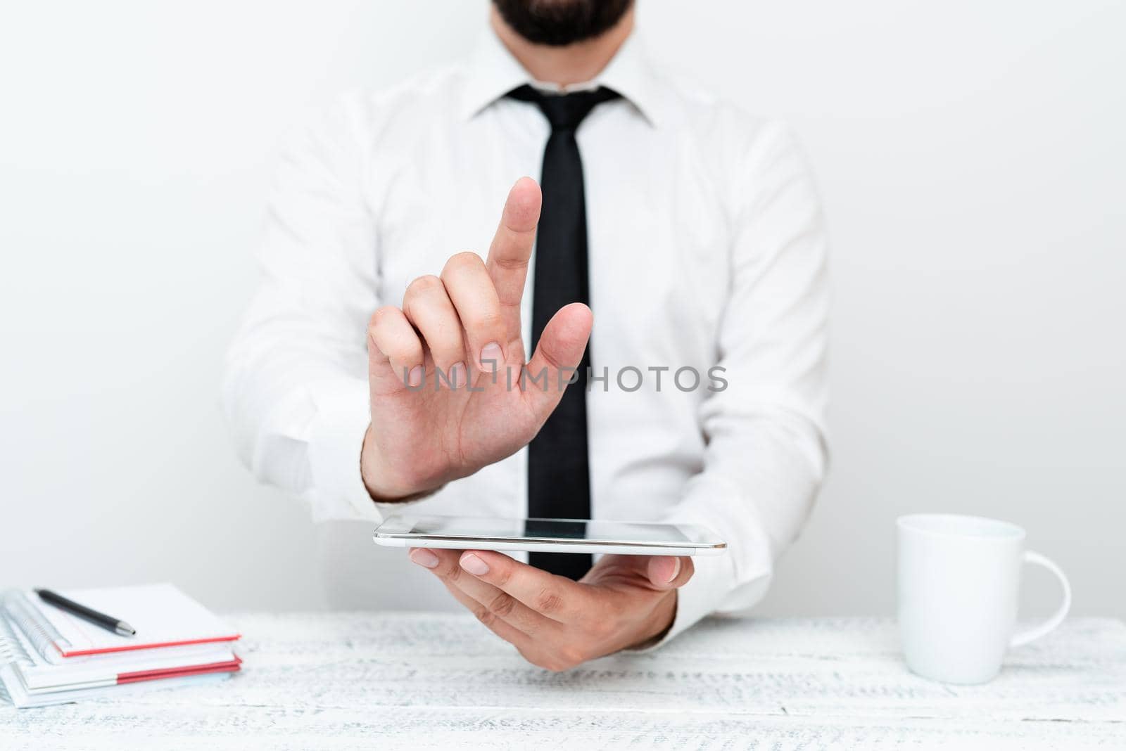 Presenting Communication Technology Smartphone Voice And Video Calling