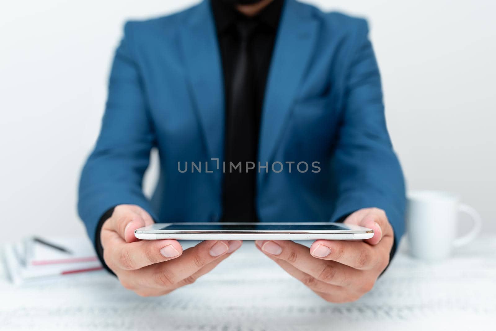 Presenting Communication Technology Smartphone Voice And Video Calling