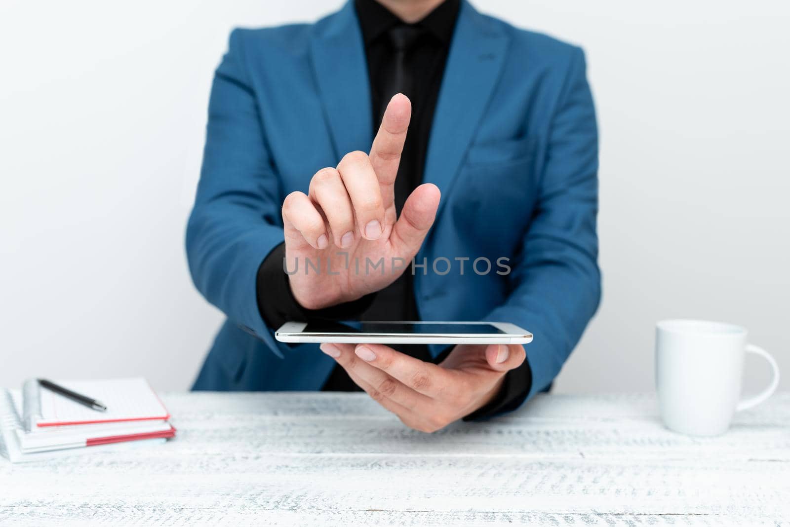 Presenting Communication Technology Smartphone Voice And Video Calling