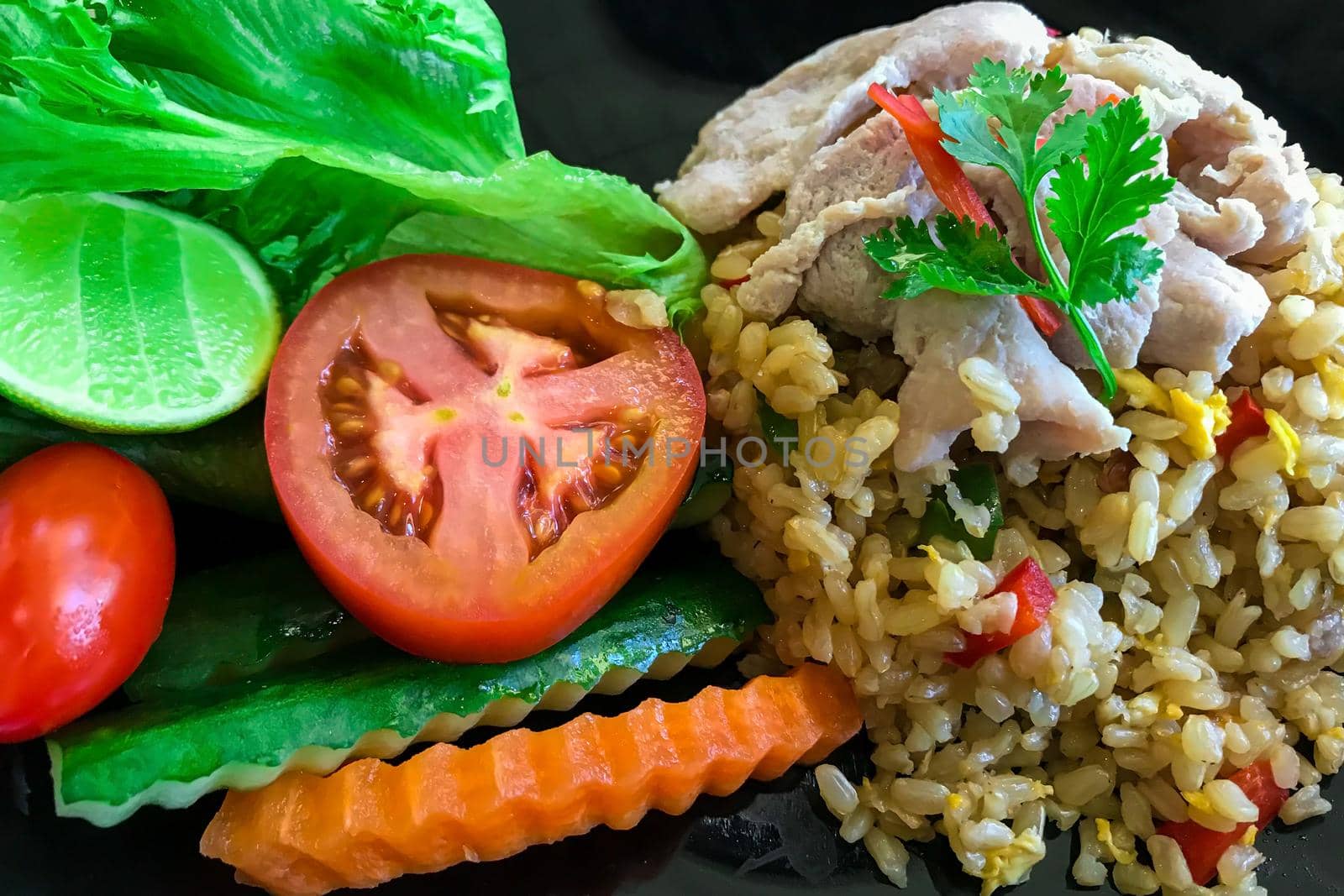 Pork fried rice with ready-to-eat fresh vegetables