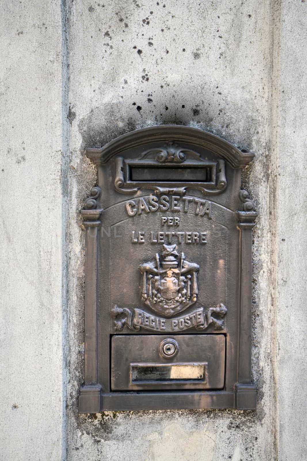 Spilimbergo, Italy. June 3 2021. an ancient letterbox of the Italian post office on the entrance to a house