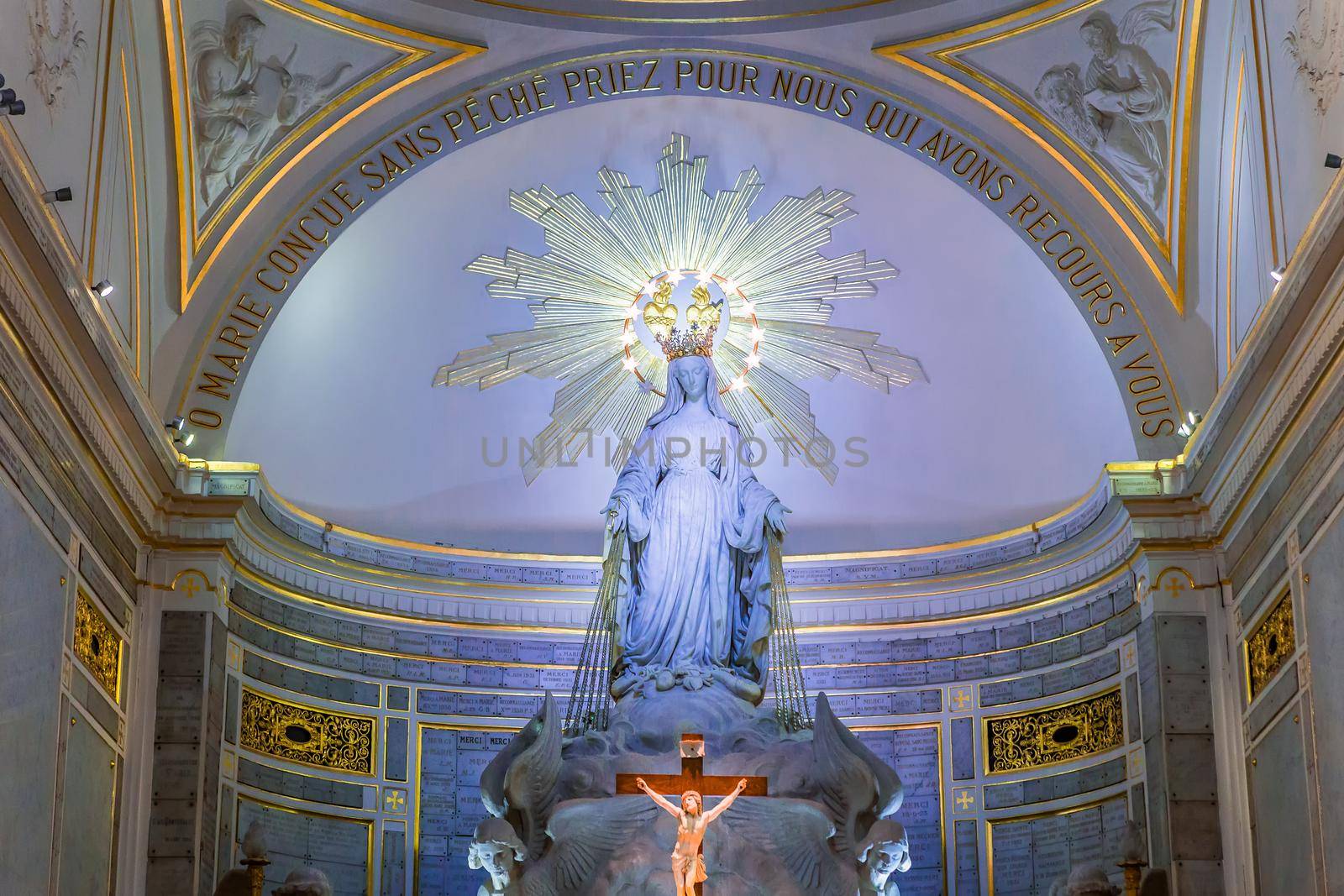 PARIS, FRANCE, SEPTEMBER 08, 2016 : interiors and details of Chapel of Our Lady of the Miraculous Medal, september 08, 2016, in Paris, France