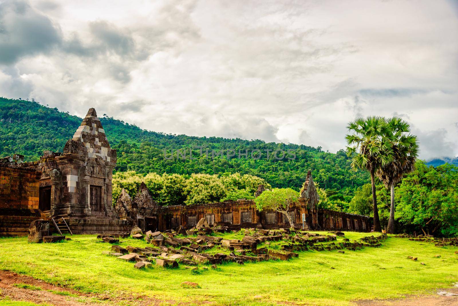 Vat Phou or Wat Phu is the UNESCO world heritage site in Champasak Province, Southern Laos. Wat Phou Hindu temple located in Champasak Province, Southern Laos