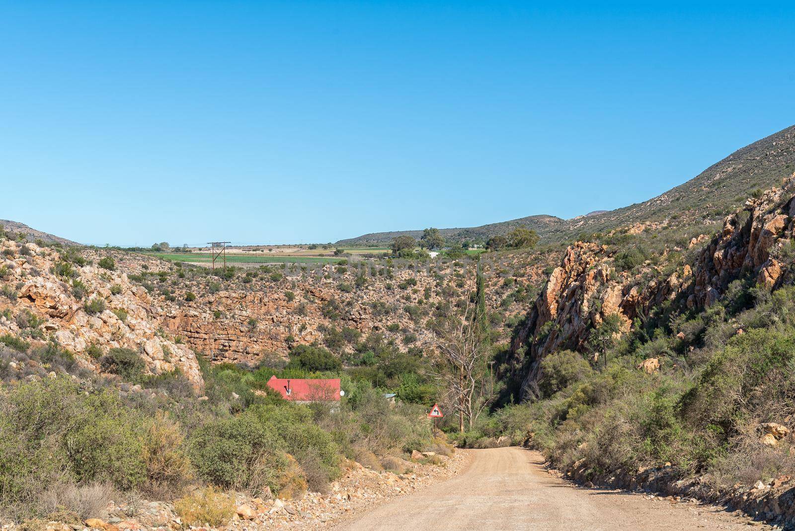 Prinsrivierpoort, a road pass on road P294 in the Western Cape Karoo