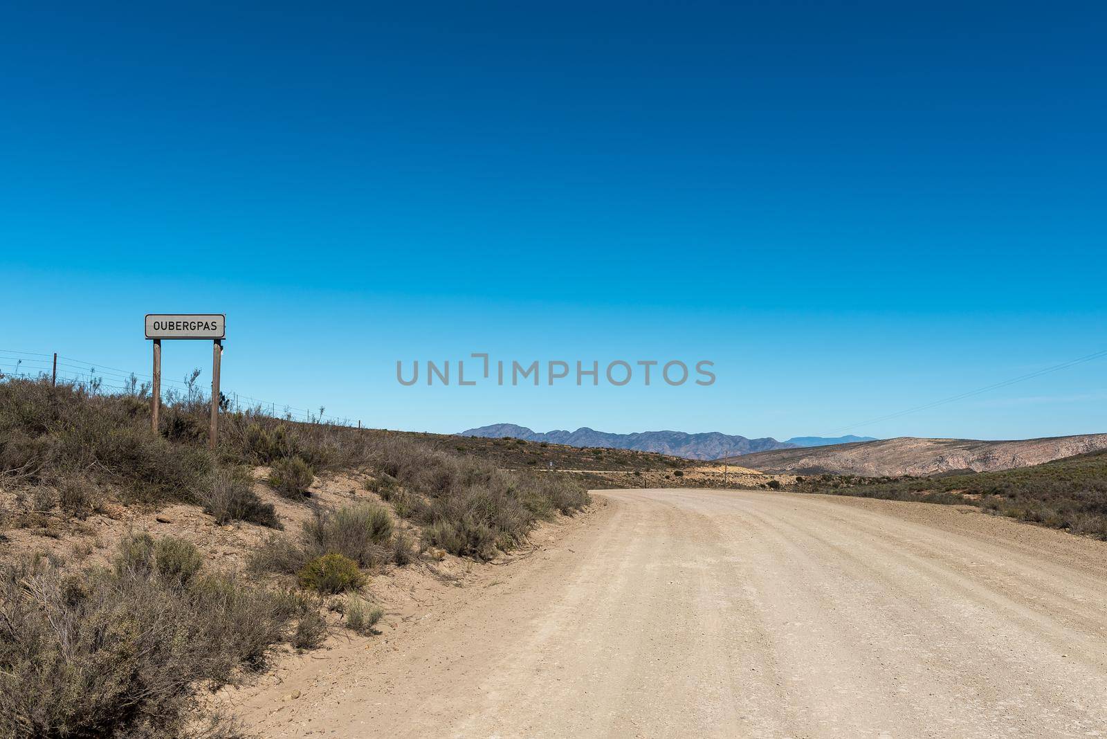 Start of the Ouberg Pass on road P0294 near Montagu in the Western Cape Karoo