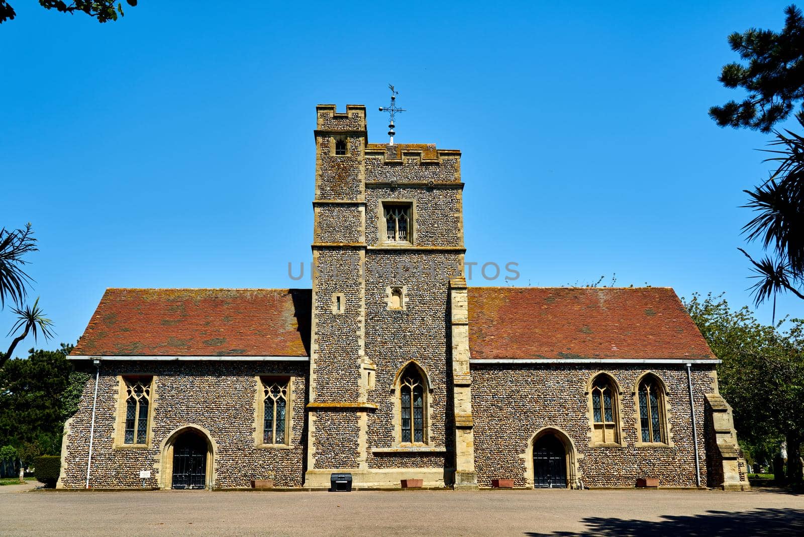 The 19th Century chapel was designed and guilt by George Gilbert Scott in the late gothic style.