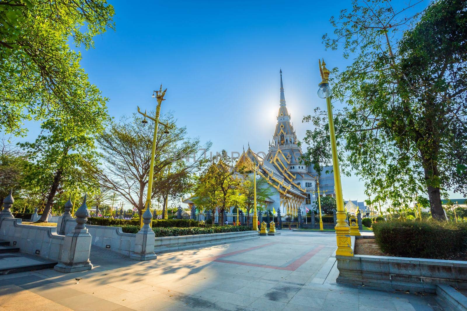 Wat Sothonwararam is a Buddhist temple in the historic centre and is a Buddhist temple is a major tourist attraction in Chachoengsao Province, Thailand.