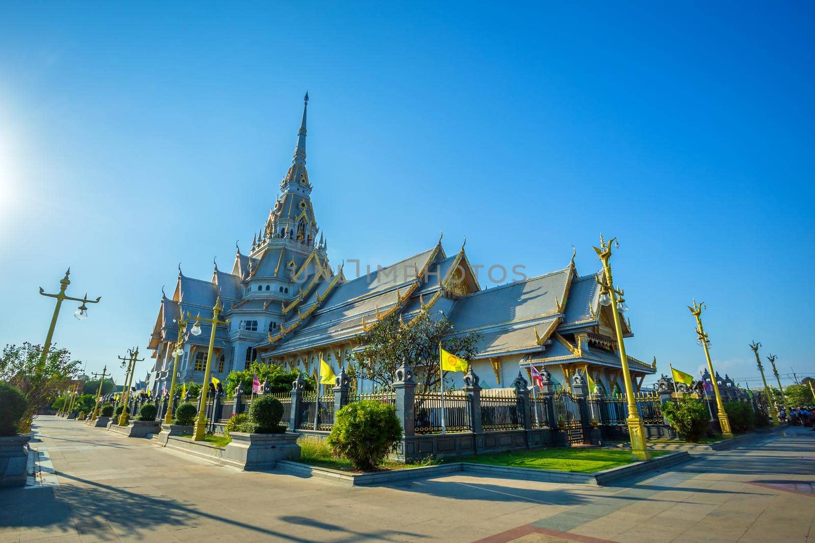 Wat Sothonwararam is a Buddhist temple in the historic centre and is a Buddhist temple is a major tourist attraction in Chachoengsao Province, Thailand.