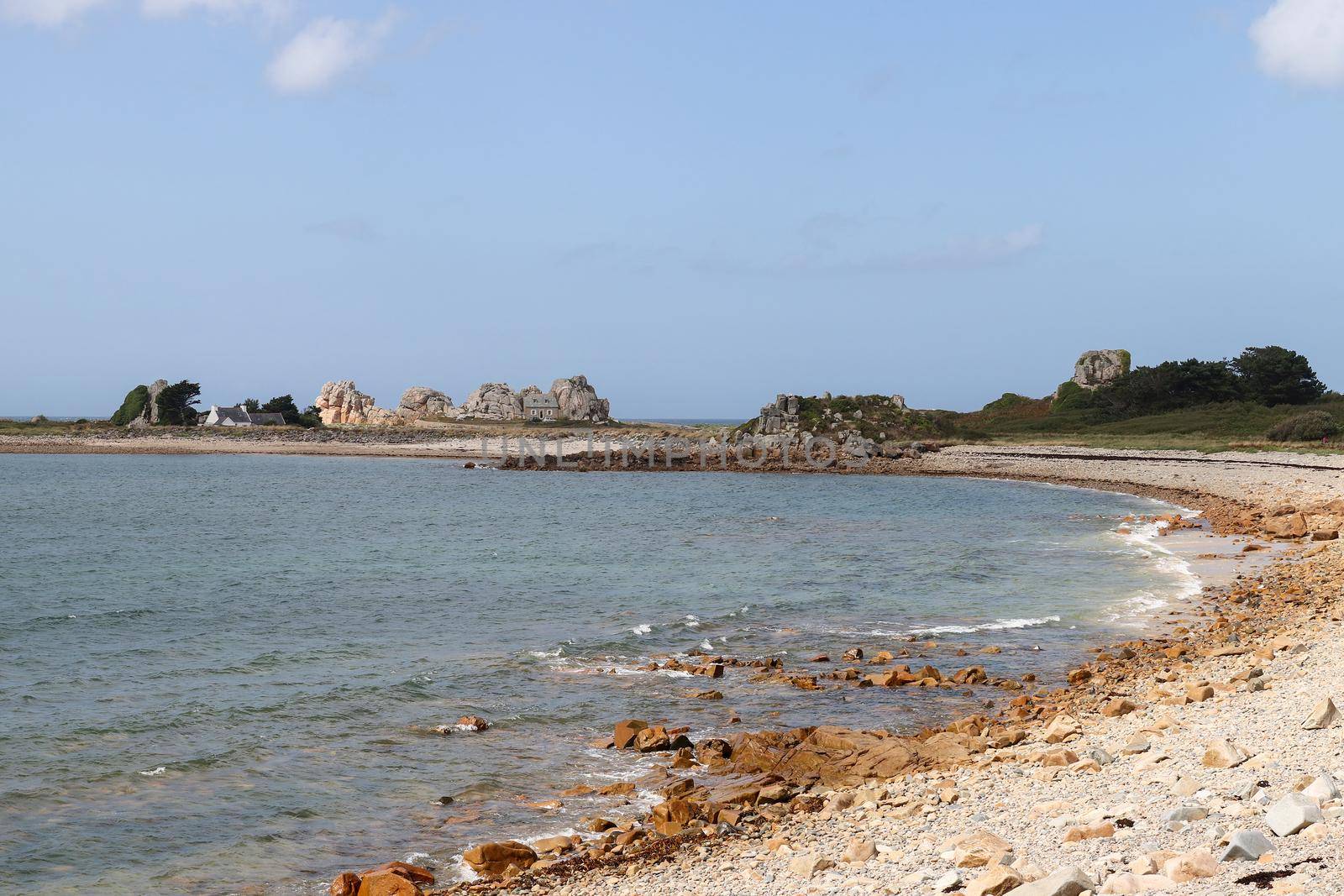 The house between the rocks - Le Gouffre - overall view