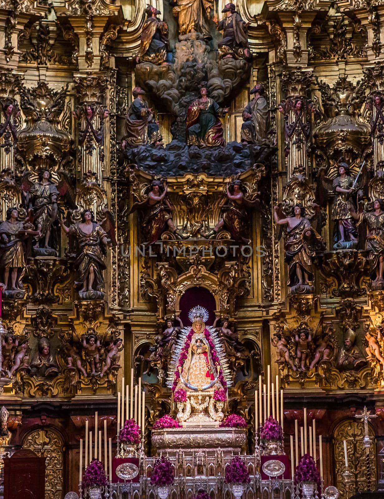 SEVILLE, ANDALUSIA, SPAIN, MAY, 21, 2017 : interiors  of  El Salvador church, may 21, 2017, in Seville, andalusia, spain