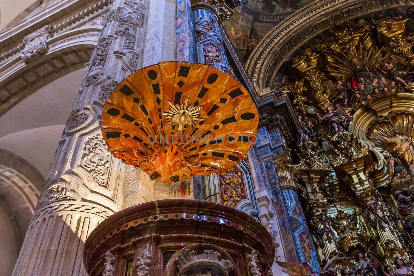 SEVILLE, ANDALUSIA, SPAIN, MAY, 21, 2017 : interiors  of  El Salvador church, may 21, 2017, in Seville, andalusia, spain