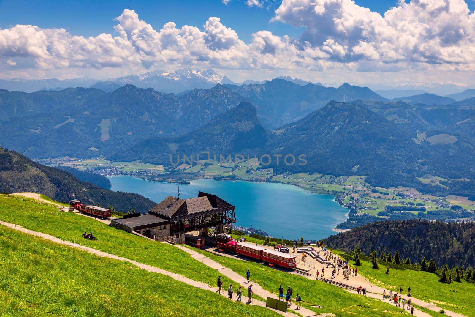 Schafberges aufgenommen, Mountain landscape in Salzkammergut, Upper Austria. View from Schafberg peak to Mondsee, Austria. Himmelspforte Schafberg in Austria, between Mondsee and Wolfgangsee lakes.