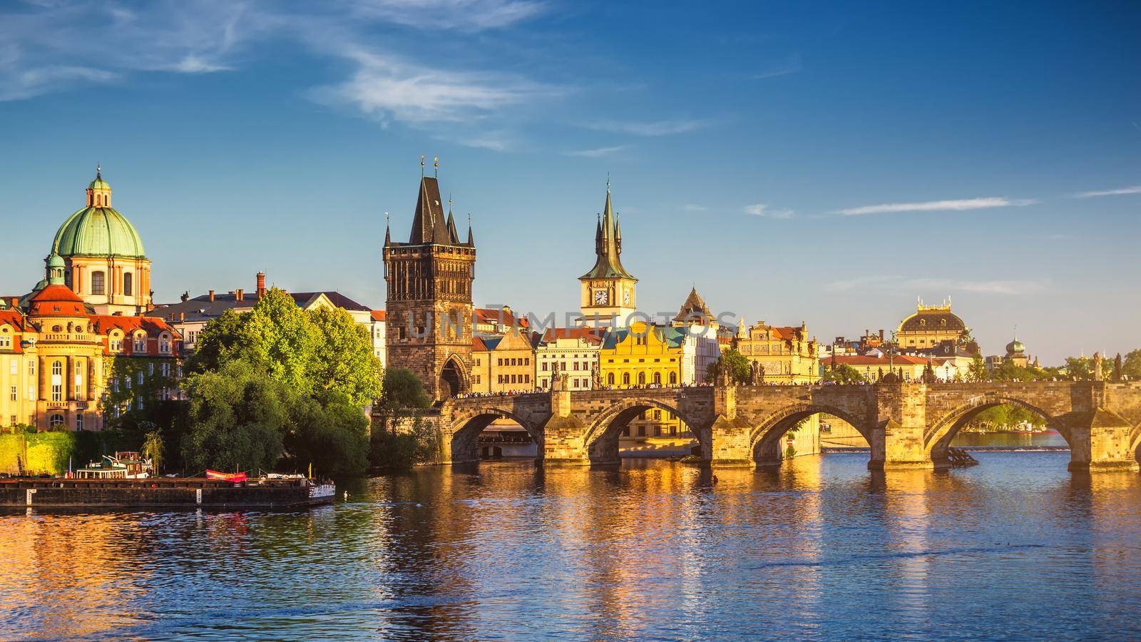 Vltava river and Charles bridge in Prague, Czech Republic