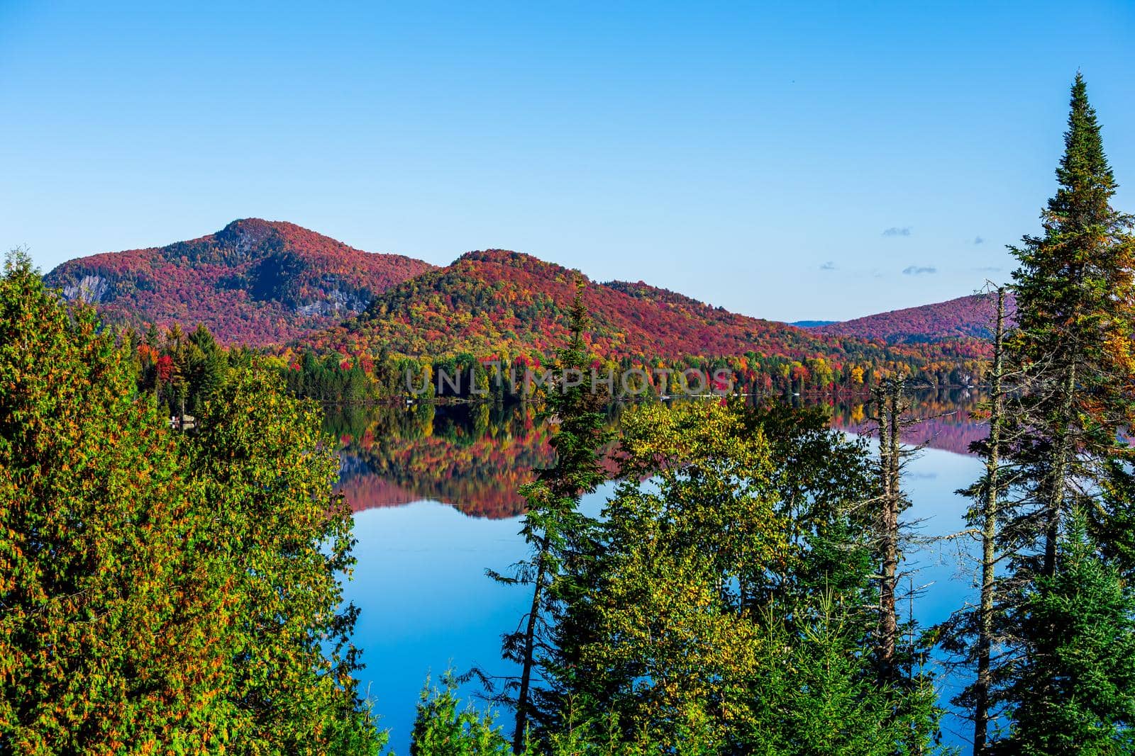 lac superieur, quebec  canada by photogolfer