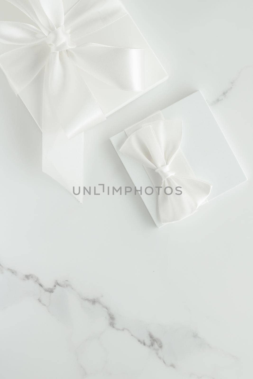 Luxury wedding gifts on marble by Anneleven