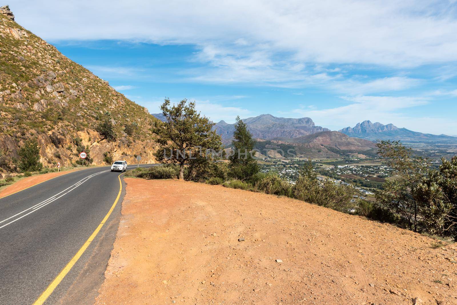 View of the Franschhoek Pass by dpreezg