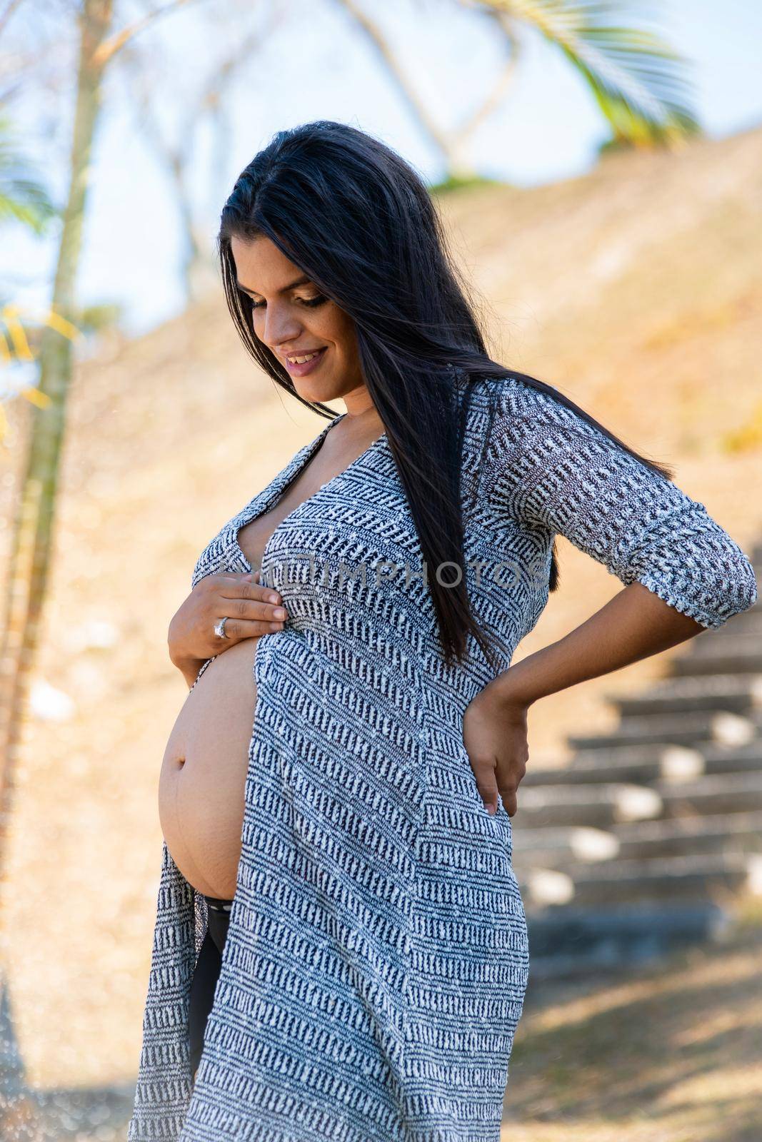 Pregnant woman by jrivalta