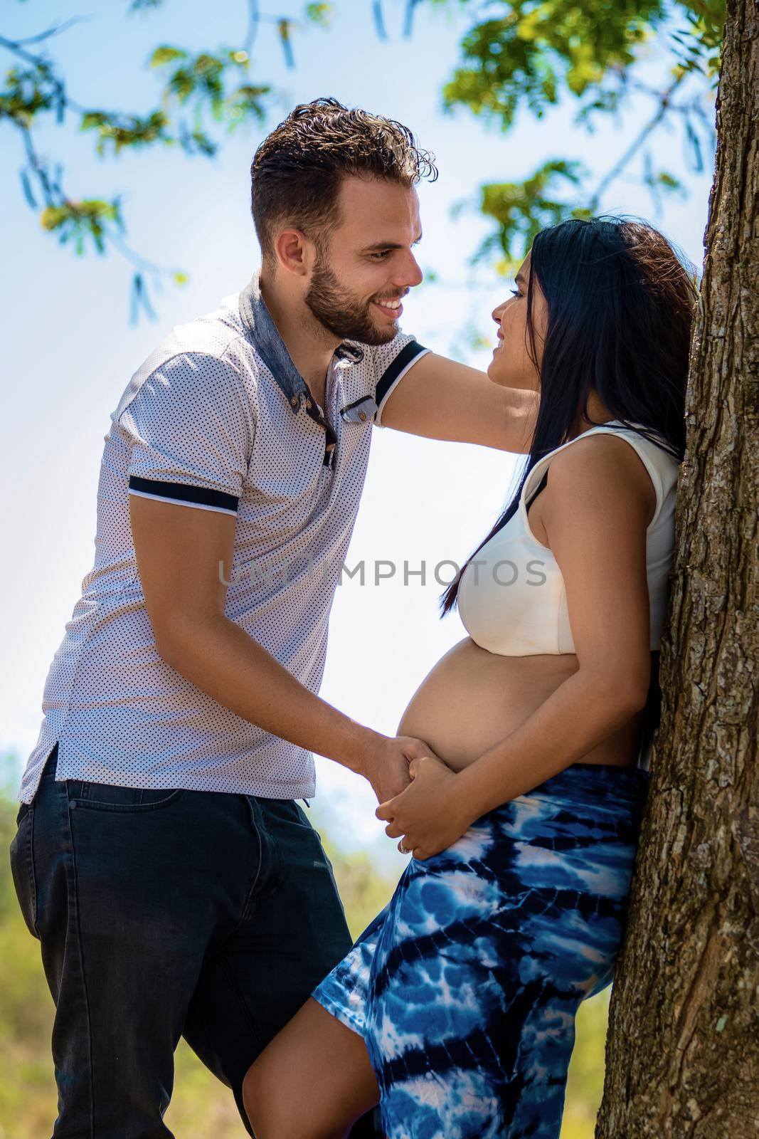 Couple expecting a child by jrivalta